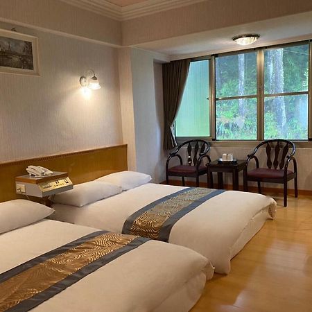 Kao Feng Hotel Чжунчжен Екстер'єр фото